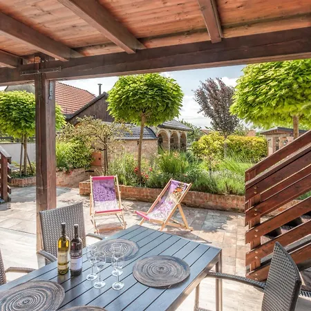 Pod Palavou Starovicky